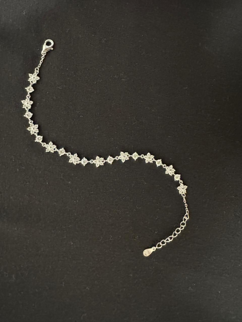 BLOSSOM ROW BRACELET